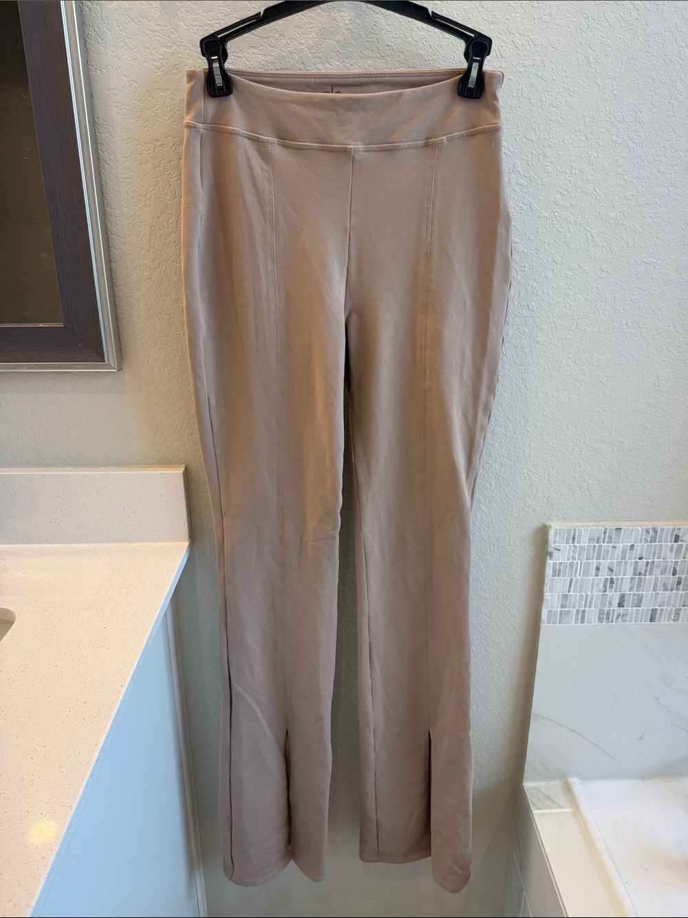 ALO Yoga Neutral Beige High-Rise Flare Leggings